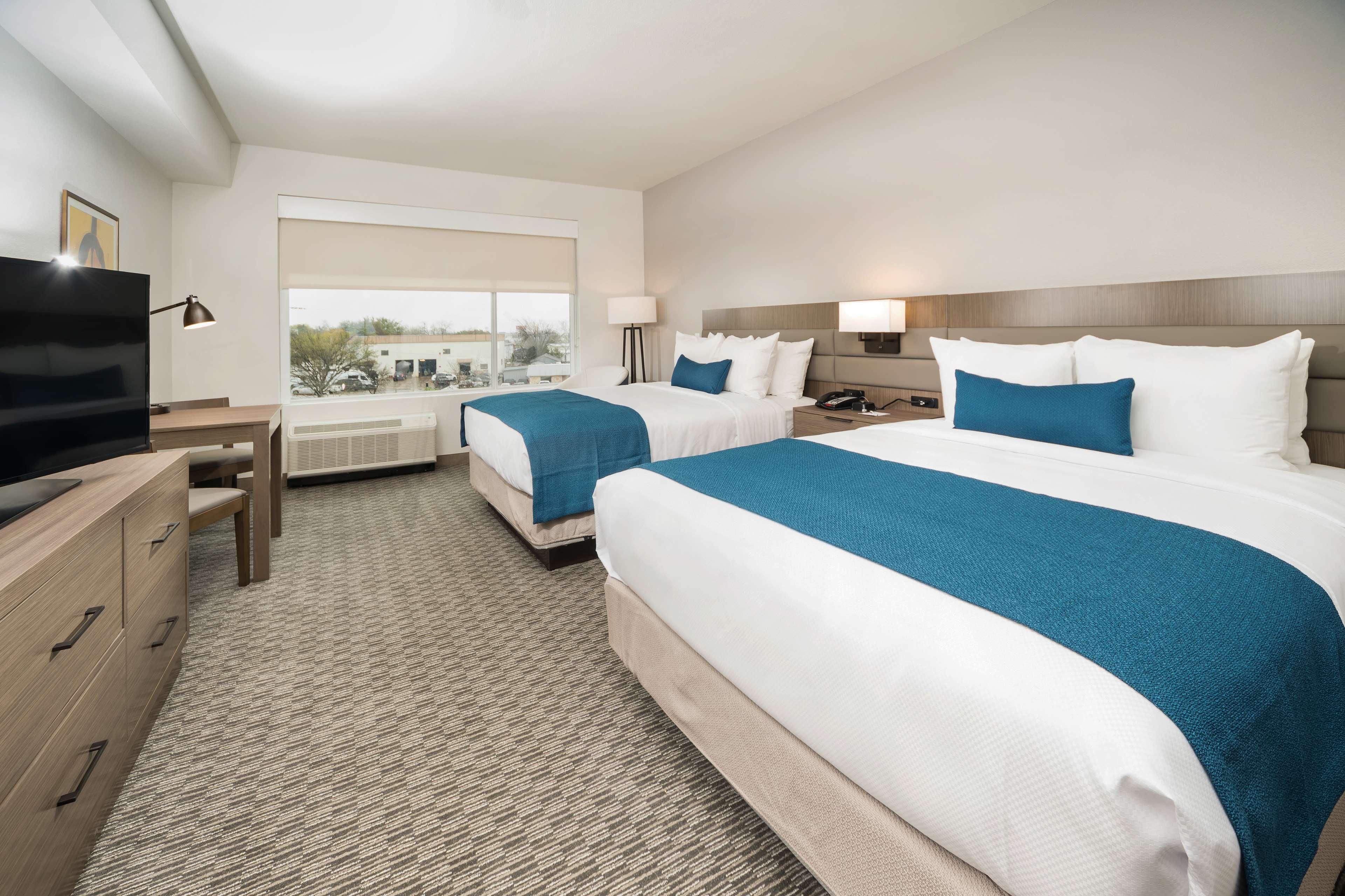 Best Western Plus Drayton Valley All Suites Exterior photo