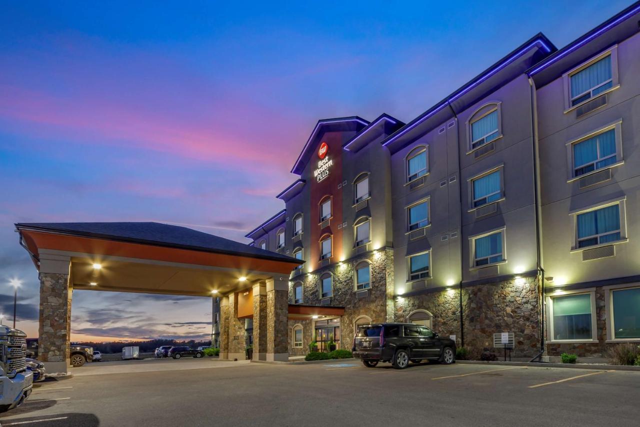 Best Western Plus Drayton Valley All Suites Exterior photo